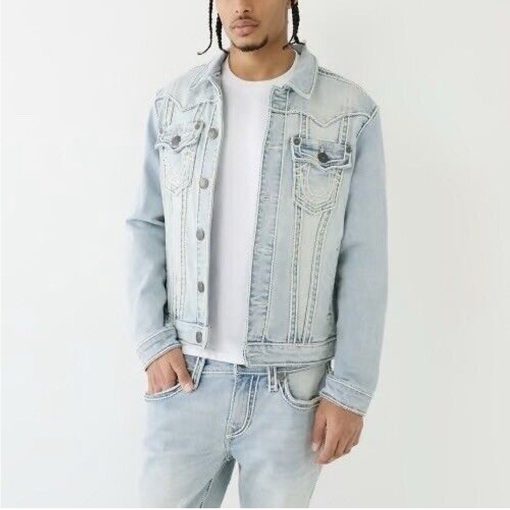 Light blue denim True Religion jean jacket new with original bag from
2014